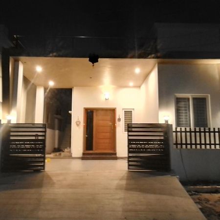 Shi'S 2Bhk Individual Villa @ 코임바토르 외부 사진